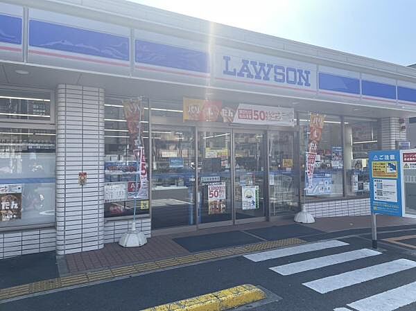 ローソン住道矢田五丁目店まで424m