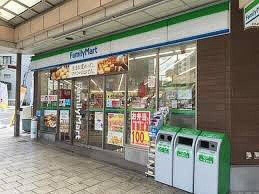 ファミリーマート内久宝寺町四丁目店まで413m