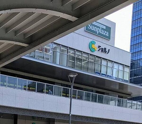 サンプラザ堺東駅前店まで452m
