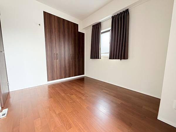 洋室のお部屋です！