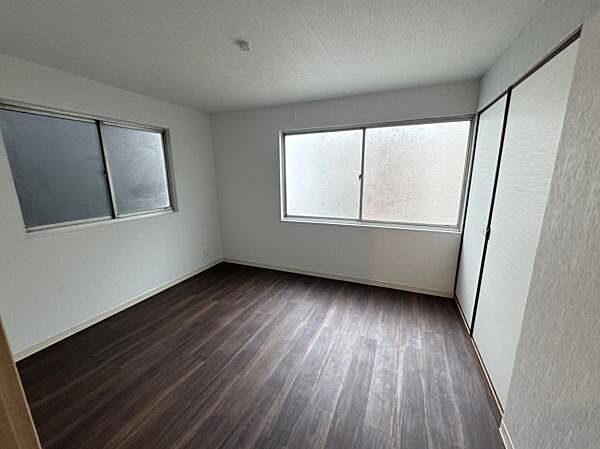 洋室のお部屋です！