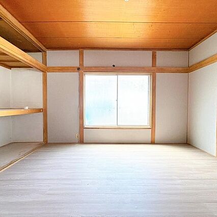 洋室のお部屋で...