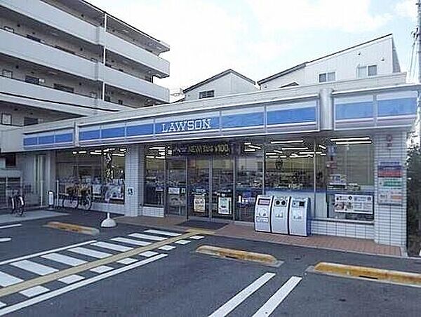 ローソン野中北二丁目店まで623m