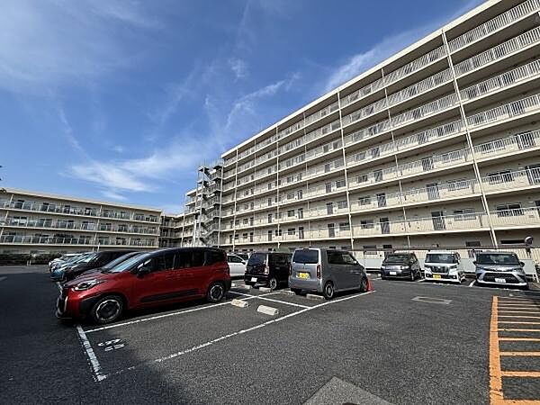 敷地内駐車場です！