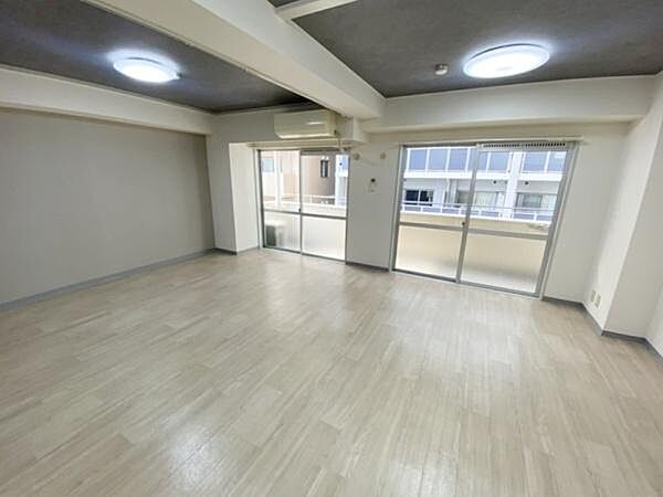 洋室のお部屋です！