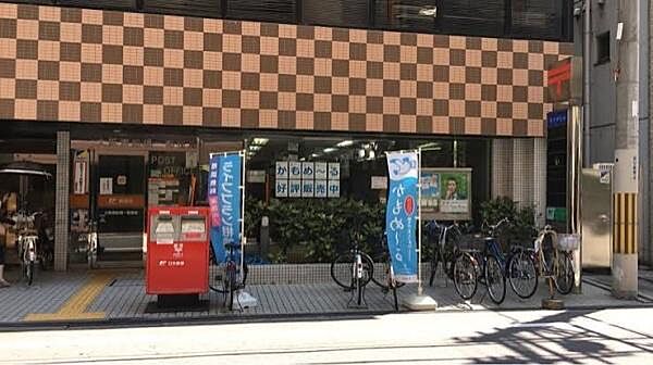 大阪南船場一郵便局まで209m