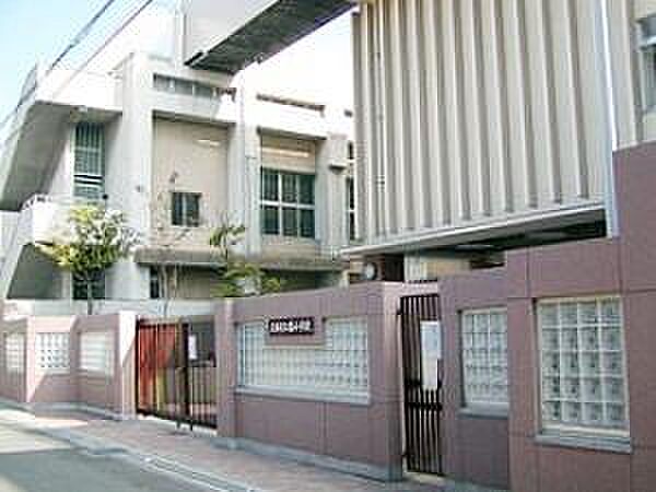 大阪市立橘小学校まで730m