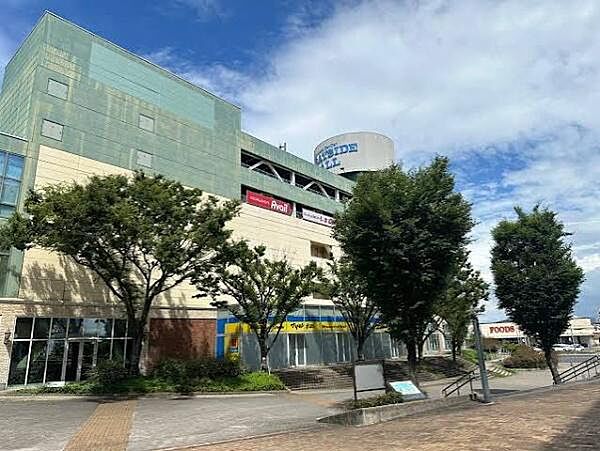 ロピア岸和田カンカン店まで328m