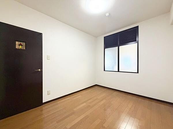 洋室のお部屋です！