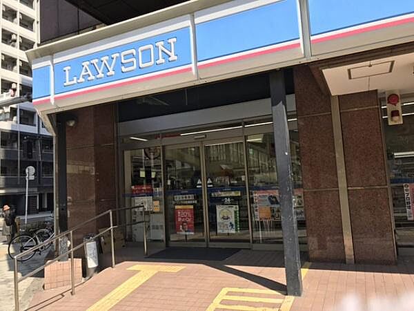 ローソン千日前通高津店まで198m