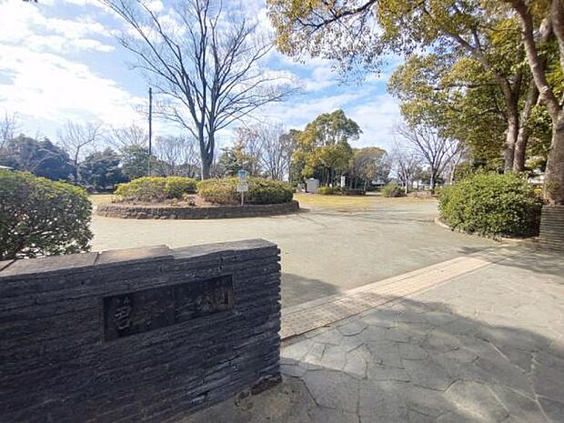 君塚中央公園まで3876m