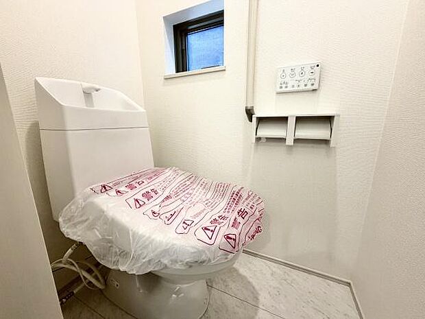 トイレが2カ所は家族が多い場合や来客時でも混雑を避け、スムーズに利用できる点が魅力です。生活動線に配慮された配置で快適な暮らしを実現します。