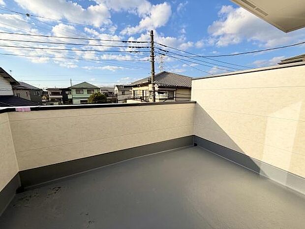 広々としたバルコニーです。