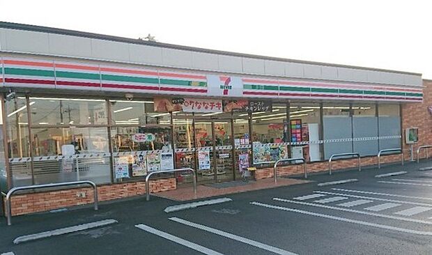 セブンイレブン木更津請西平川店まで727m