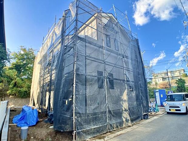 角地のお住まいです。