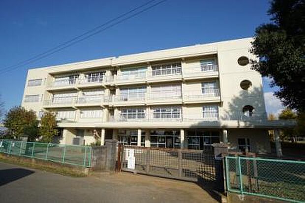 千葉市立大木戸小学校まで1390m、千葉市立大木戸小学校まで徒歩12分!お子様がいらっしゃる方は安心ですね。