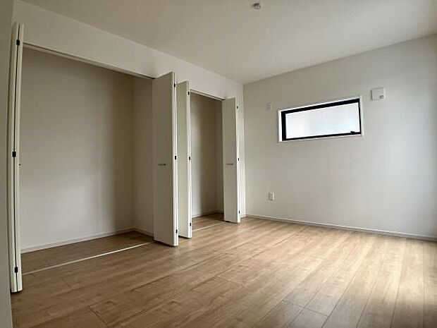 リラックスした時間を過ごすのに最適です。広々としたスペースで、自由にレイアウトを楽しむことができ、快適な生活をサポートします。