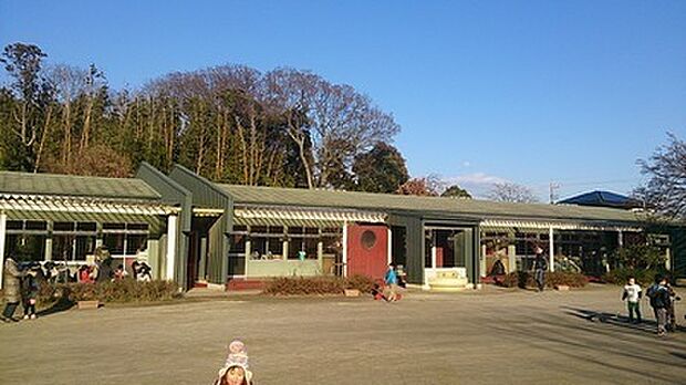 認定こども園四街道さつき幼稚園まで882m