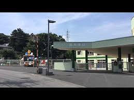 葵幼稚園まで2824m