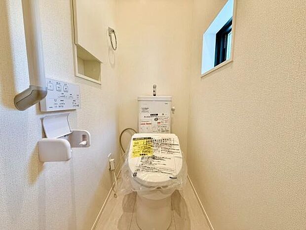 トイレが2カ所は家族が多い場合や来客時でも混雑を避け、スムーズに利用できる点が魅力です。生活動線に配慮された配置で快適な暮らしを実現します。