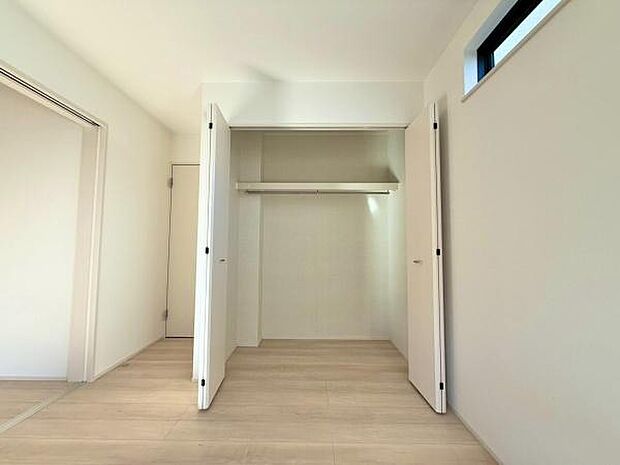 大きいものを収納したりと生活スタイルにあわせて使えますね。