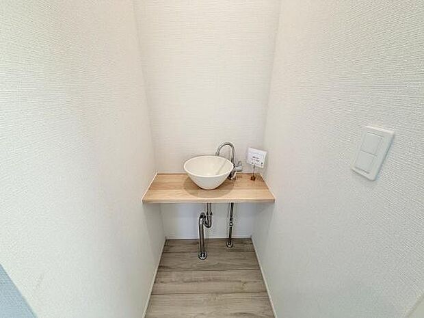 2階のトイレ横には手洗い場完備