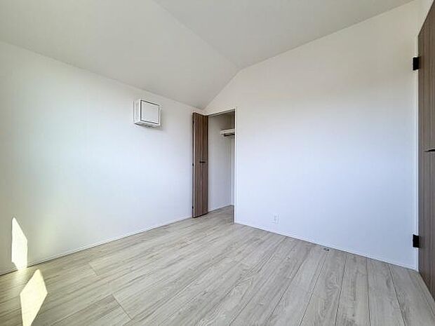 リラックスした時間を過ごすのに最適です。広々としたスペースで、自由にレイアウトを楽しむことができ、快適な生活をサポートします。