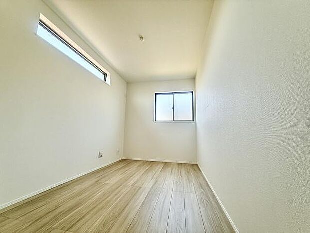 クローゼットもありますのでお部屋もスッキリ片付きます。