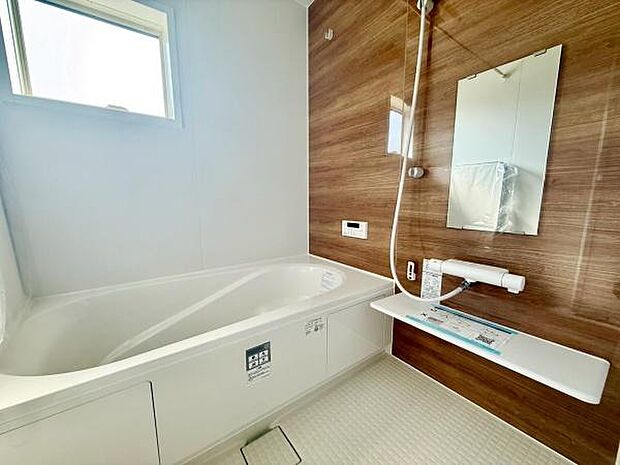 一日の疲れも癒されますお子様とのバスタイムを楽しめる広々としたバスルーム。一日の疲れを癒しながら、家族の絆を深める特別な時間をお過ごしください。