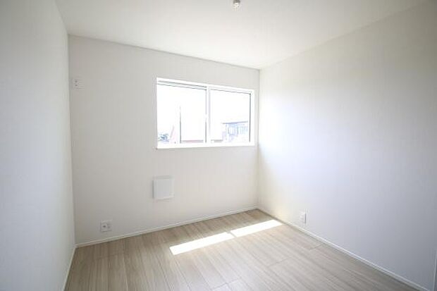 リラックスした時間を過ごすのに最適です。広々としたスペースで、自由にレイアウトを楽しむことができ、快適な生活をサポートします。