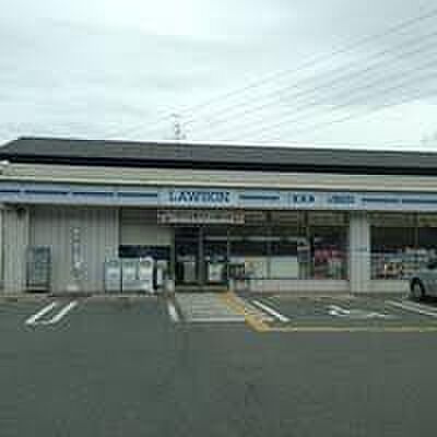 ローソン山科大宅神納町店まで766m