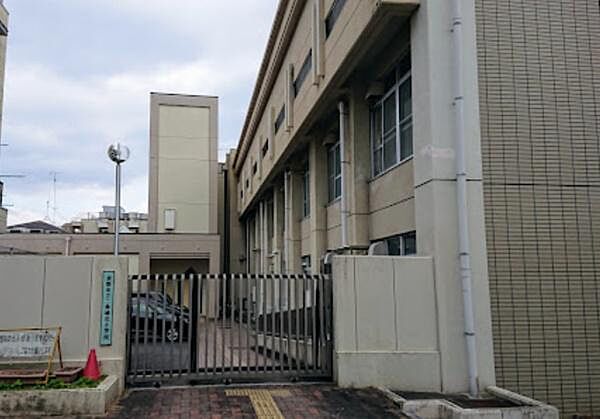 京都市立二条城北小学校まで514m
