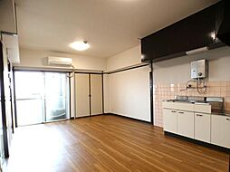 ナンシーコーポ 602 6階2LDKのリビング/ダイニング