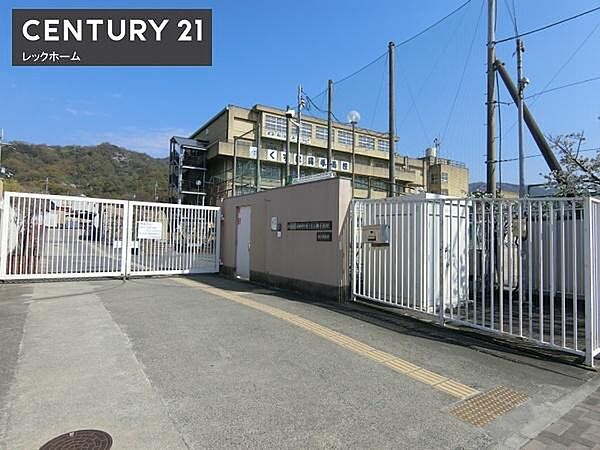 東大阪市立義務教育学校くすは縄手南校横小路校舎まで760m