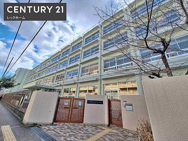 大東市立住道南小学校まで760m