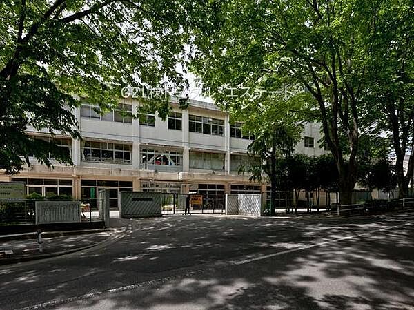 松戸市立牧野原小学校まで407m