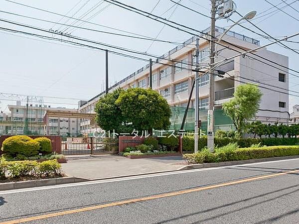 葛飾区立水元中学校まで382m