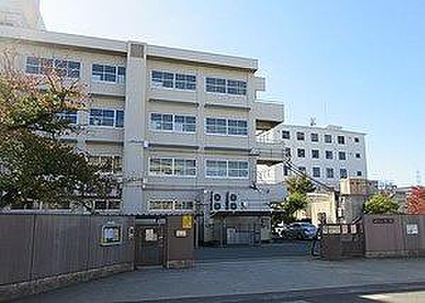 大東市立四条小学校まで450m