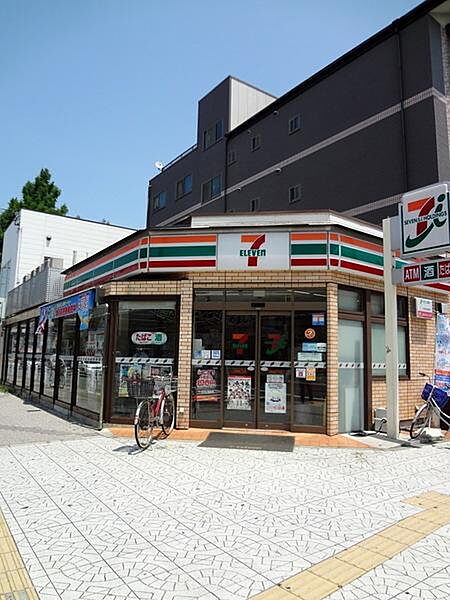 セブンイレブン大阪港晴3丁目店まで899m