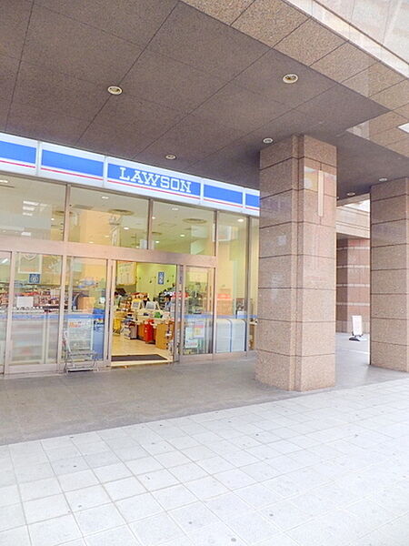 ローソンホテル京阪ユニバーサルタワー店まで328m