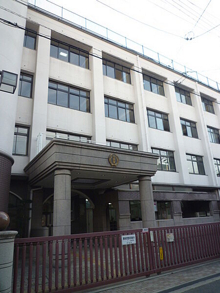 大阪市立北恩加島小学校まで609m