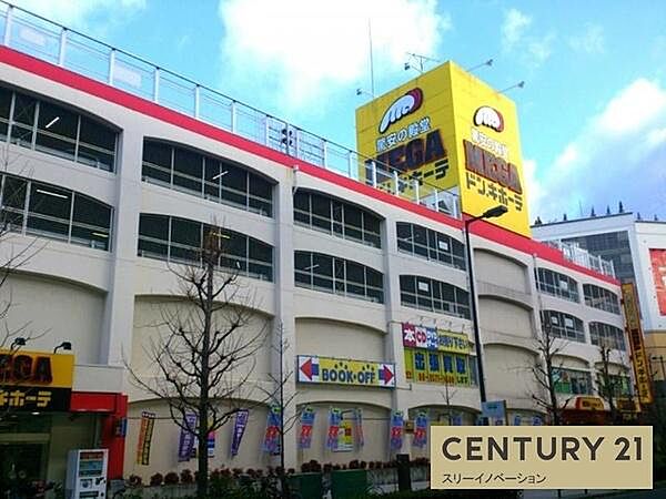 MEGAドンキ・ホーテ弁天町店まで408m
