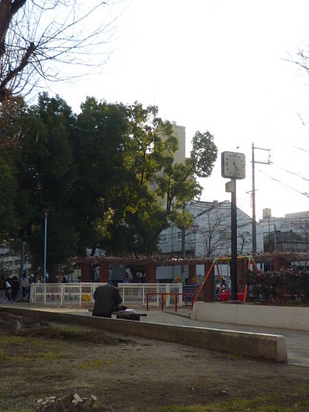 鶴町南公園まで650m