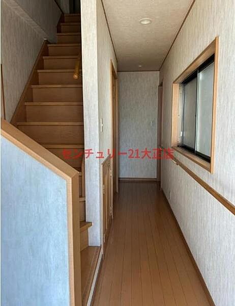 玄関を拡大表示