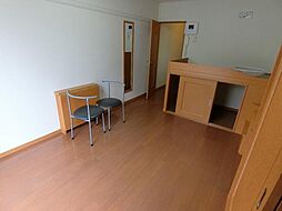 レオパレスパストラルB 2階1Kのリビング/ダイニング