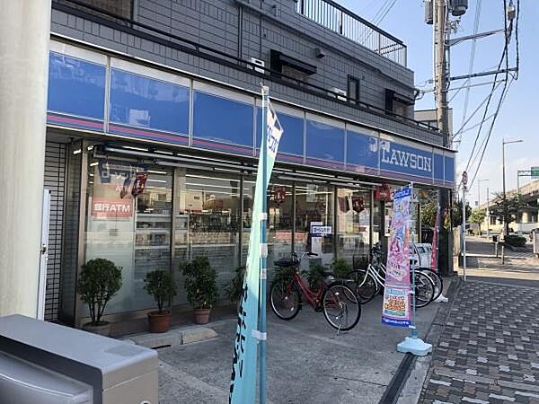 ローソン門真堂山店まで159m