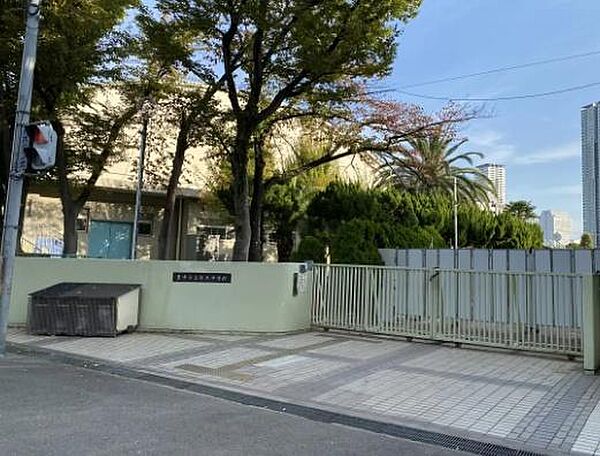 豊中市立第九中学校まで1650m