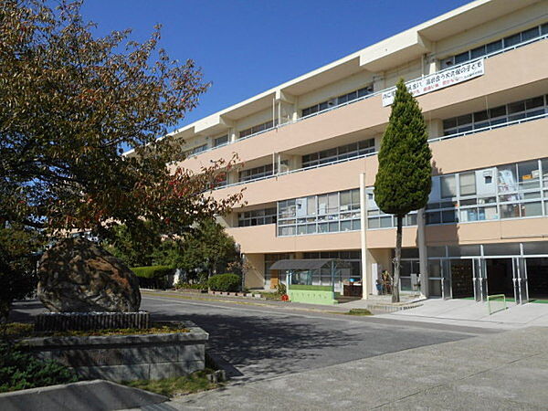 守口市立大久保中学校まで821m