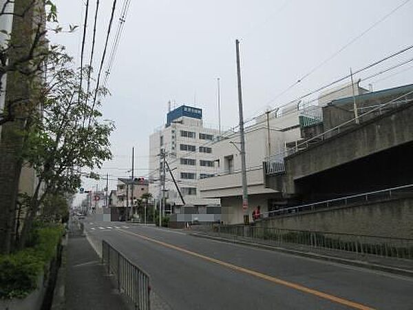 医療法人愛泉会愛泉会病院まで772m