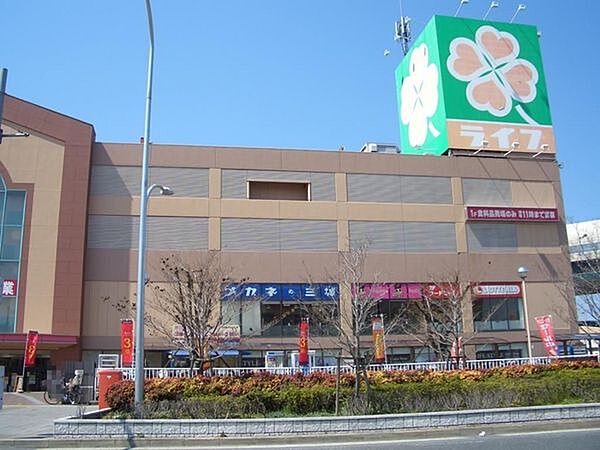 ライフ門真店まで594m
